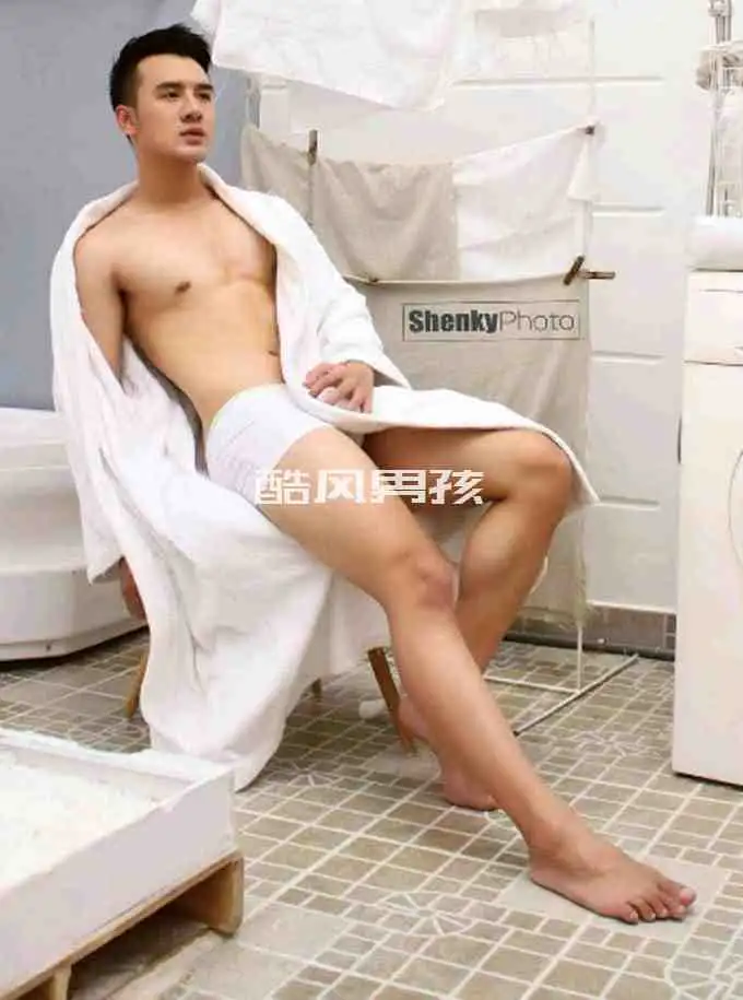 SHENKY | MEN'S ROOM NO.02 QUANG VINH & HOANG NAM | 非全见版