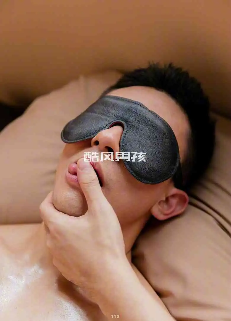 SKiiNMODE | GESTURE NO.02 粗大俊美男 | 写真