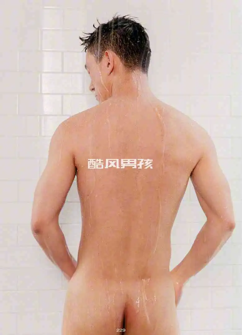 SKiiNMODE | GESTURE NO.02 粗大俊美男 | 写真
