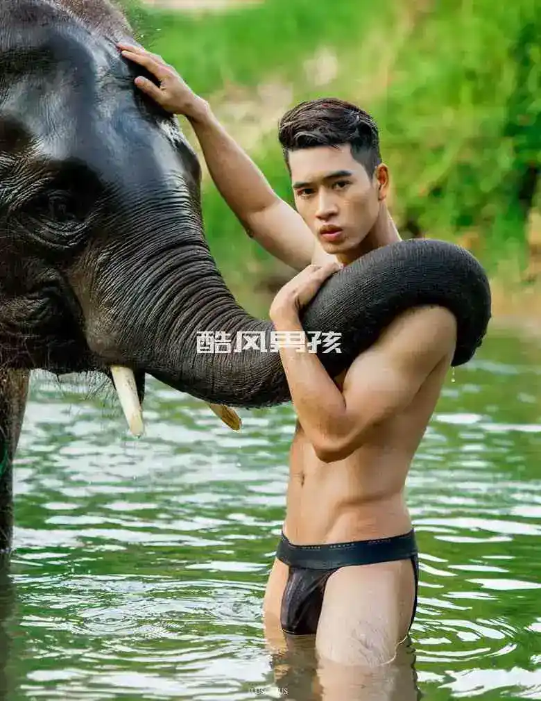 MENLUSCIOUS NO.01 RON CHARRON | 半全见版
