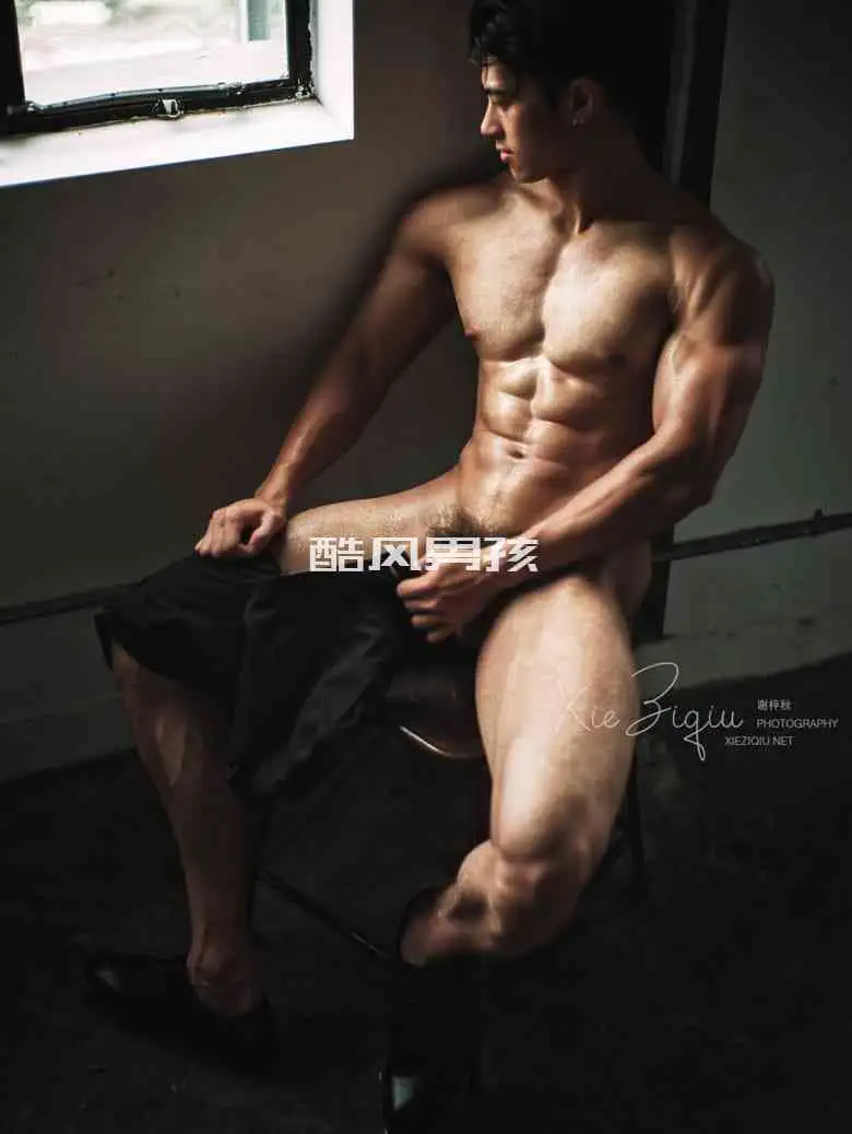 谢梓秋 | BODYSTYLE NO.17 MR.K | 写真