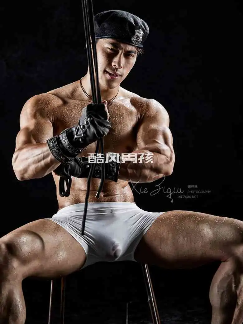 谢梓秋 | BODYSTYLE NO.17 MR.K | 写真