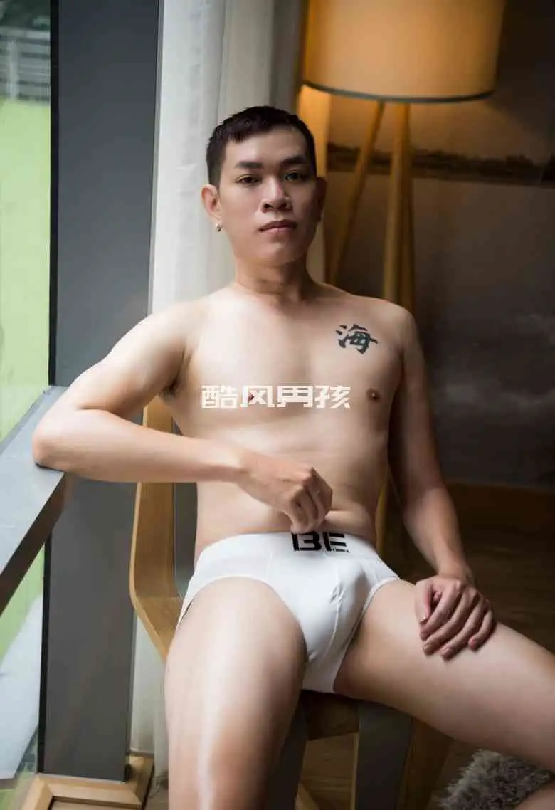 QUAN & HOANG 互Cao | 写真+视频